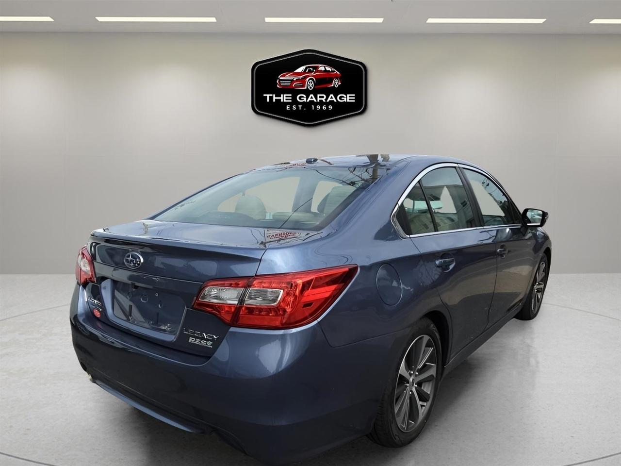 Subaru Legacy 4dr Sdn 2.5i Limited PZEV 2015