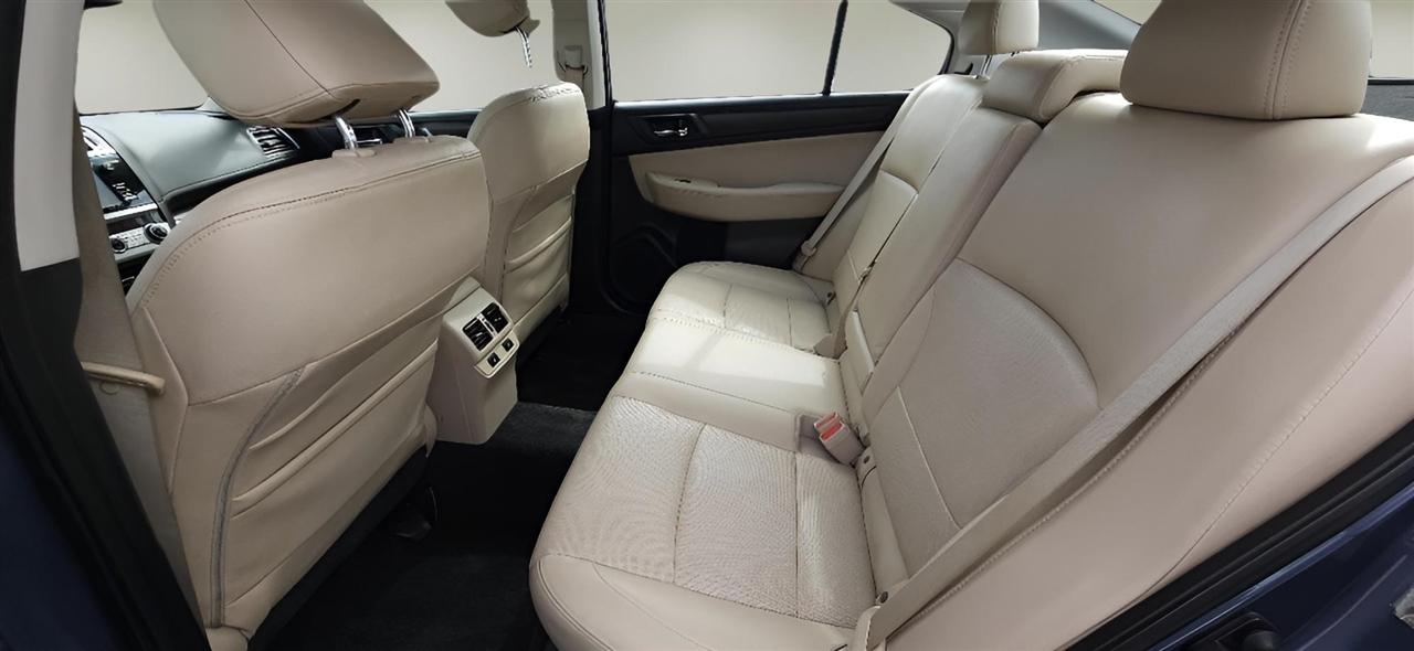Subaru Legacy 4dr Sdn 2.5i Limited PZEV 2015