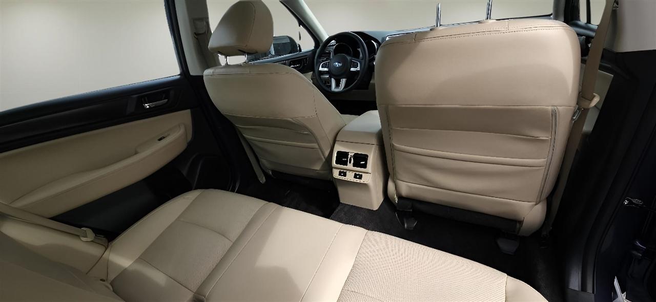 Subaru Legacy 4dr Sdn 2.5i Limited PZEV 2015