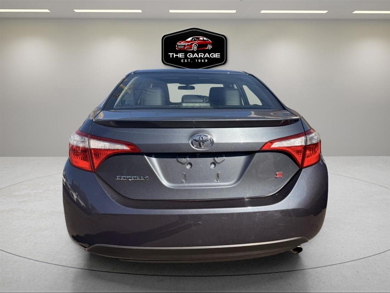 Toyota Corolla  2015