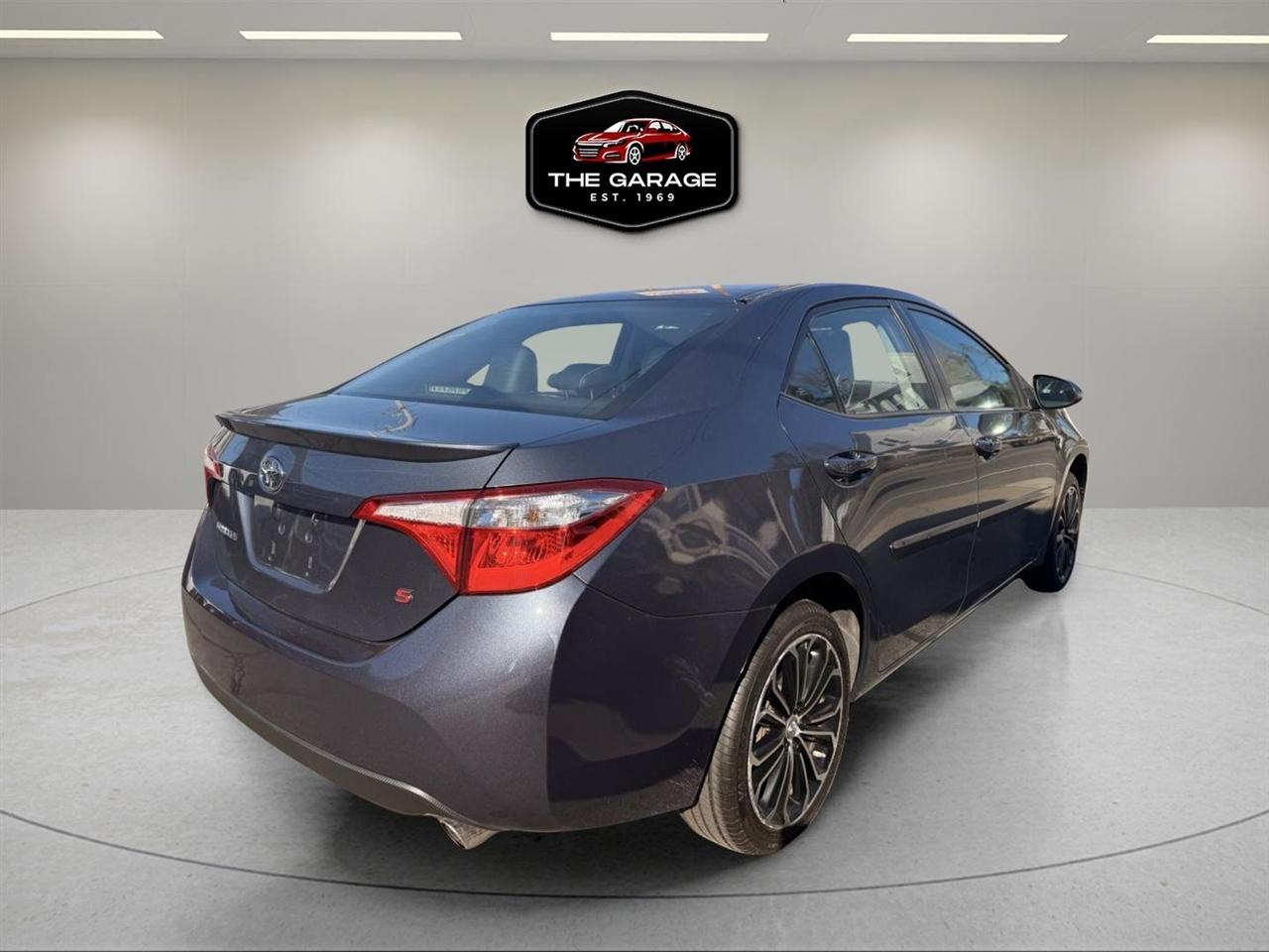 Toyota Corolla  2015