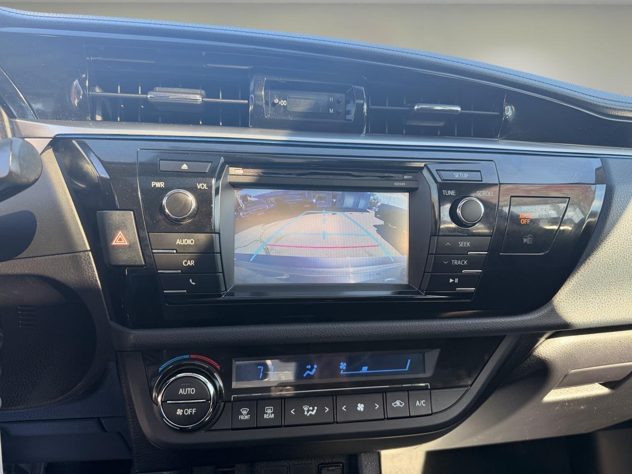 Toyota Corolla  2015