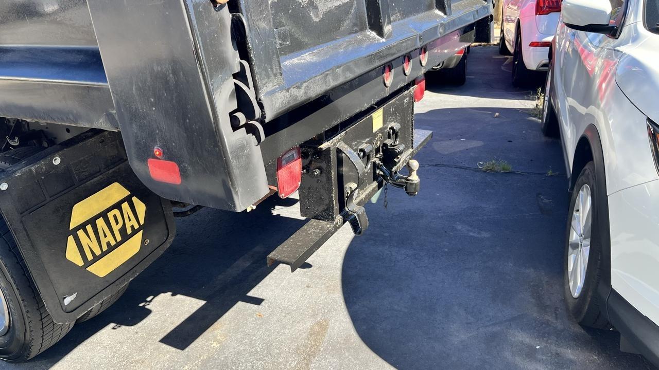 Ford Super Duty F-550 DRW XL 4WD Reg Cab 145" WB 60" CA 2019