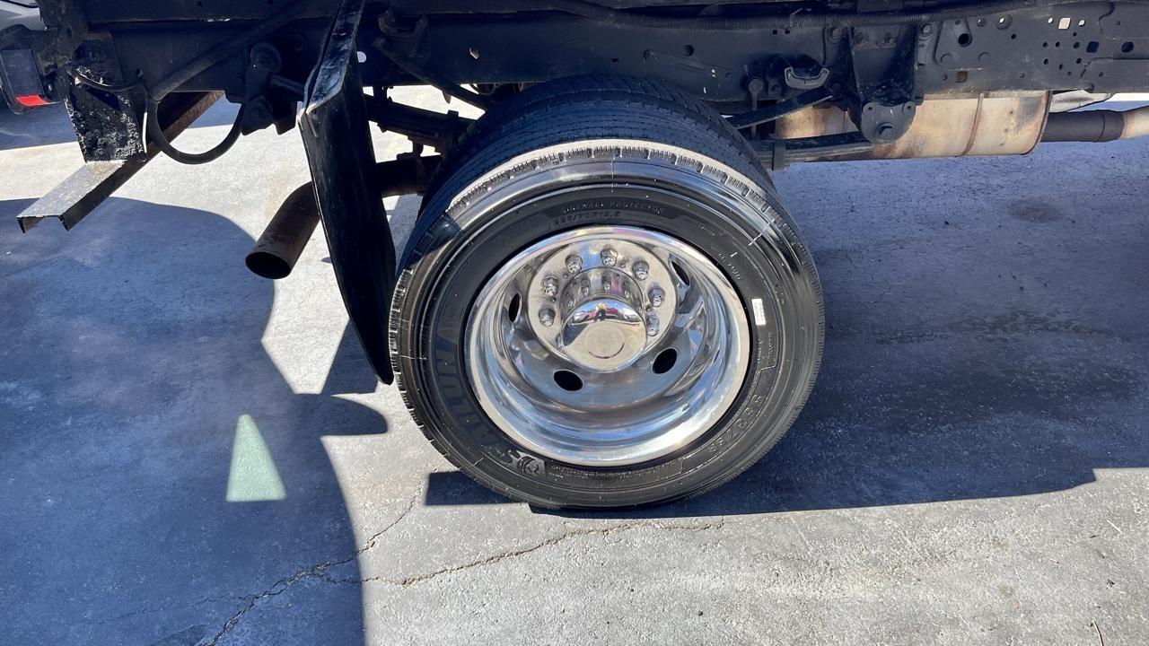 Ford Super Duty F-550 DRW XL 4WD Reg Cab 145" WB 60" CA 2019