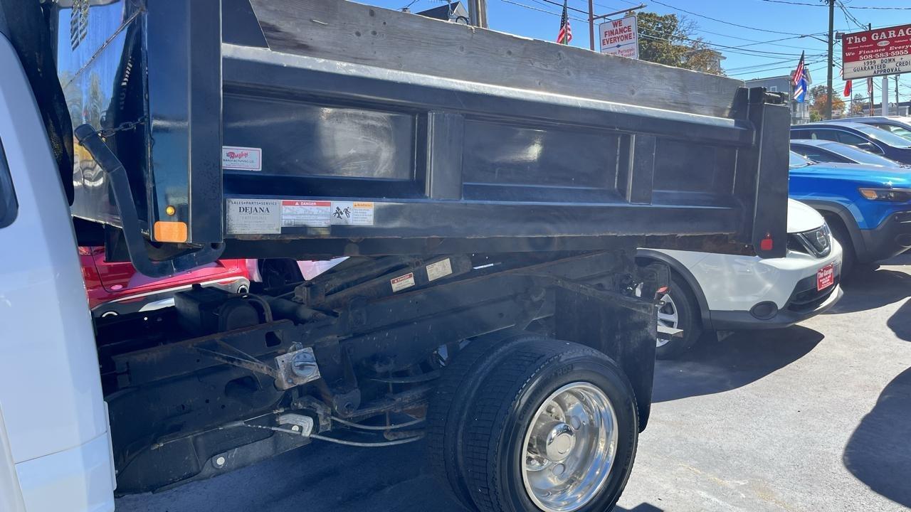 Ford Super Duty F-550 DRW XL 4WD Reg Cab 145" WB 60" CA 2019