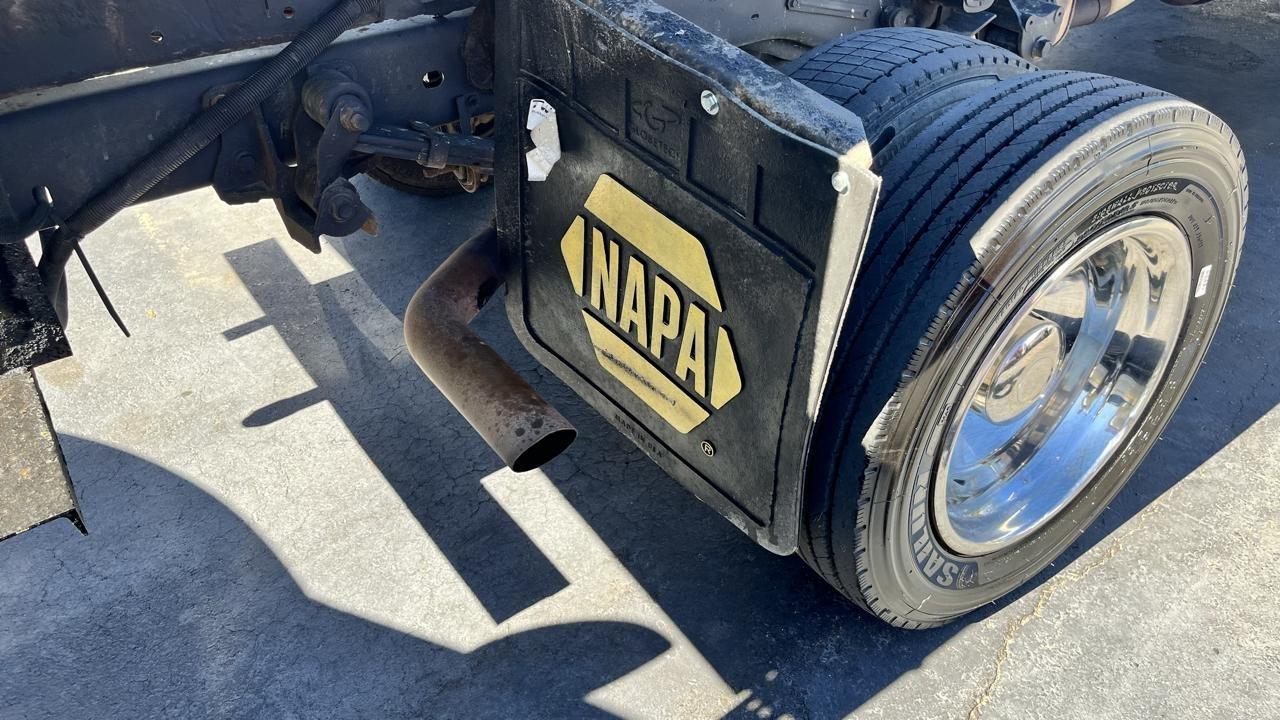 Ford Super Duty F-550 DRW XL 4WD Reg Cab 145" WB 60" CA 2019