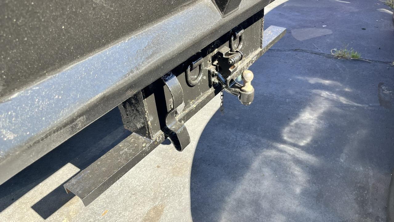 Ford Super Duty F-550 DRW XL 4WD Reg Cab 145" WB 60" CA 2019