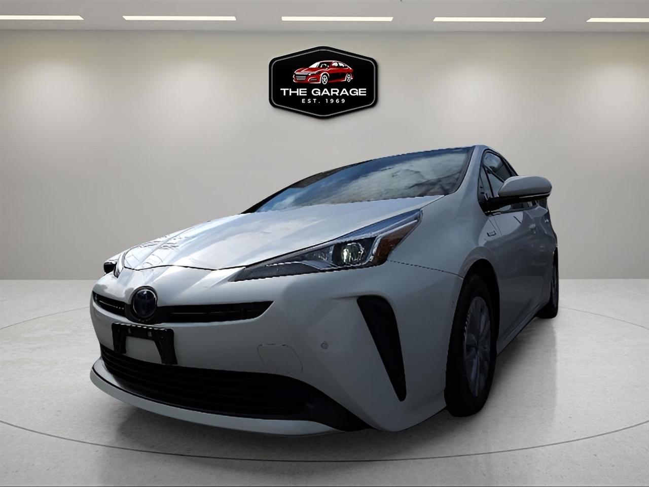 Toyota Prius LE 2019