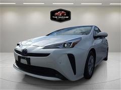 2019 Toyota Prius 