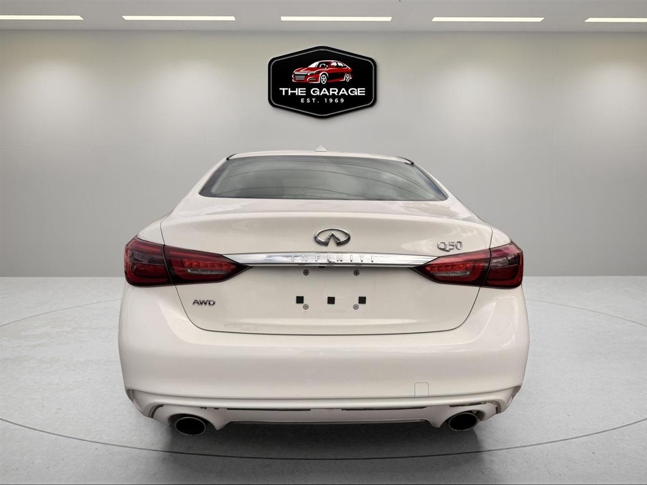 Infiniti Q50 3.0t LUXE AWD 2019