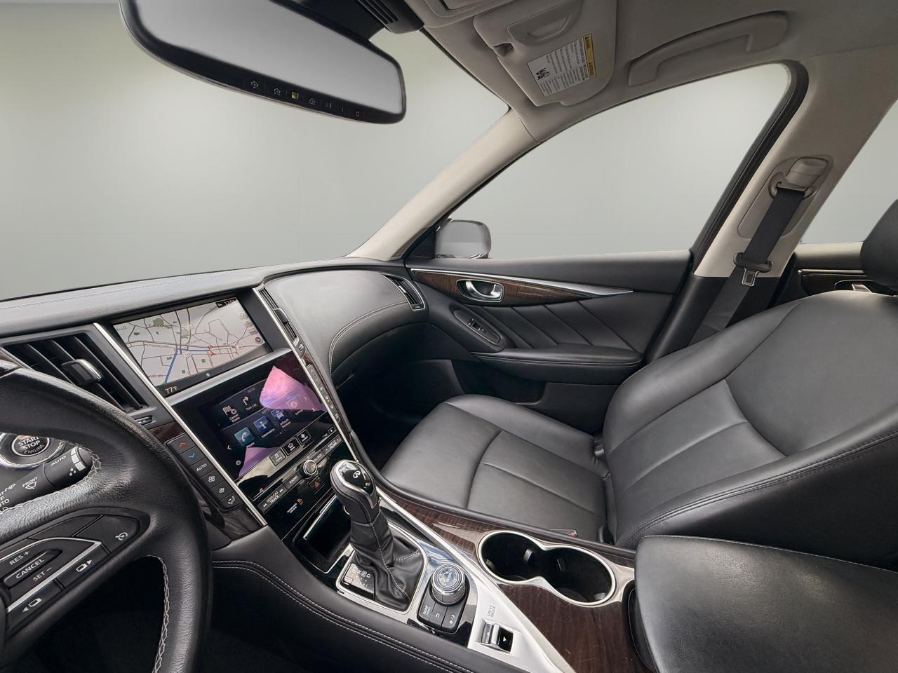 Infiniti Q50 3.0t LUXE AWD 2019