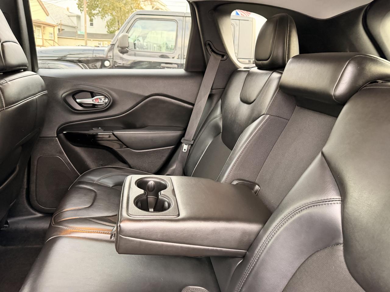 Jeep Cherokee Altitude 4x4 2019