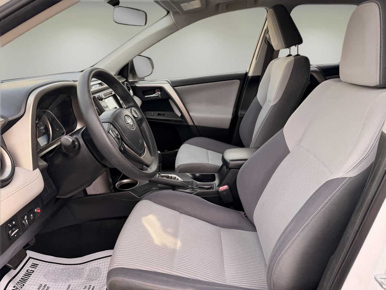 Toyota RAV4  2015