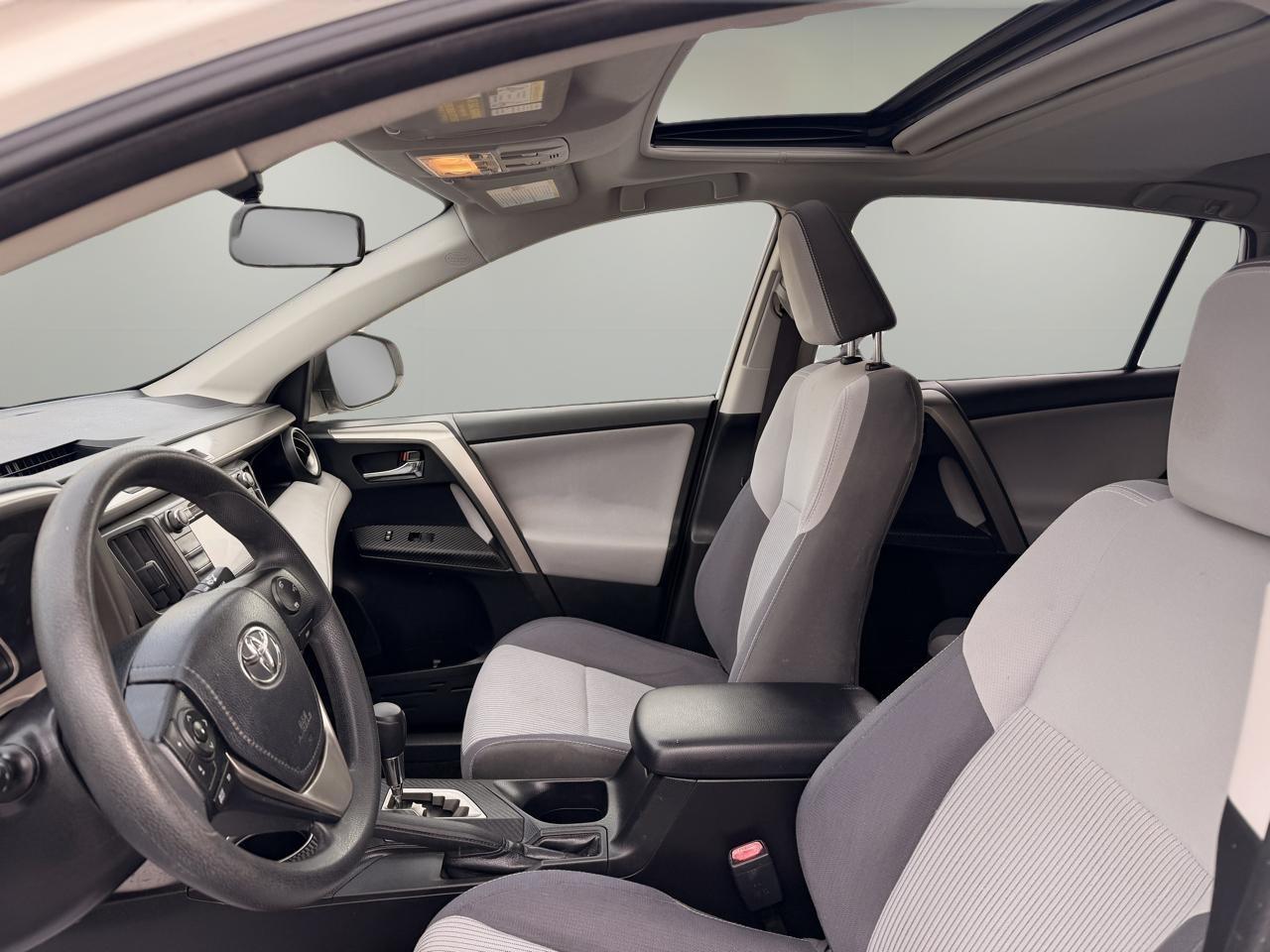 Toyota RAV4  2015