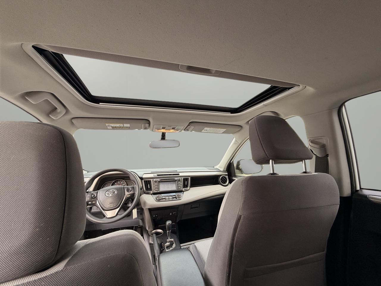 Toyota RAV4  2015