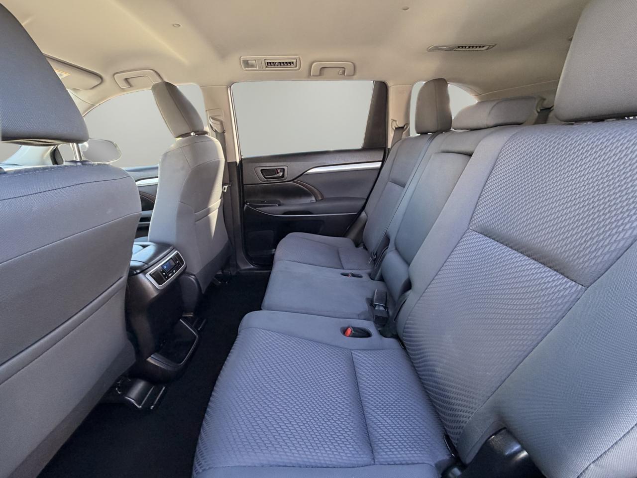 Toyota Highlander  2019