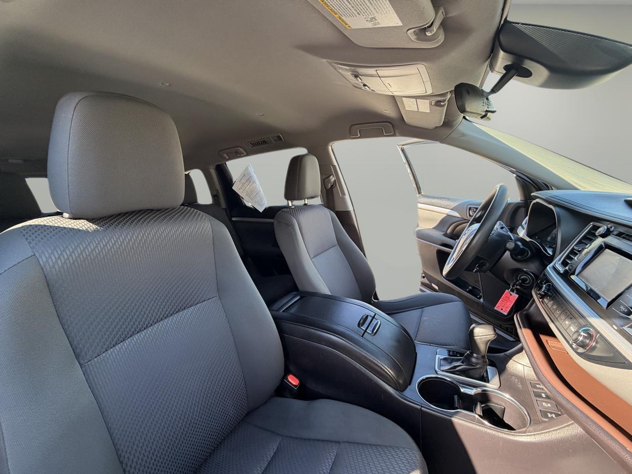 Toyota Highlander  2019