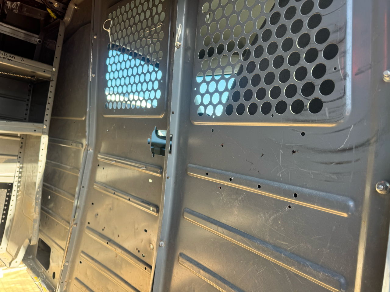 Chevrolet Express Cargo Van RWD 2500 135" 2016