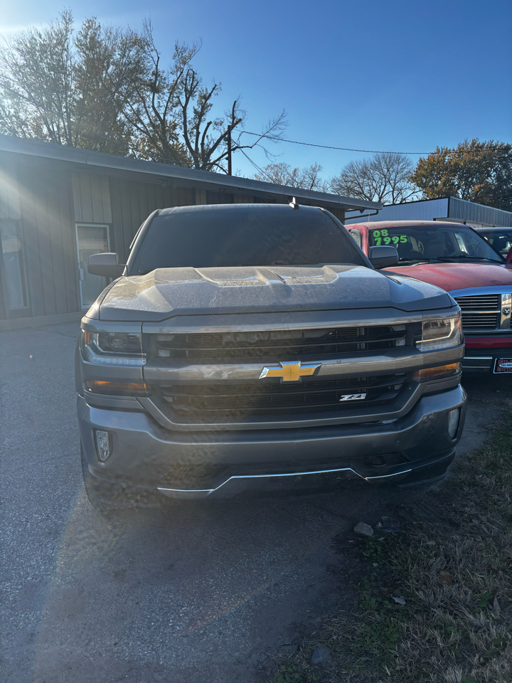 2017 Chevrolet Silverado 1500 photo 4