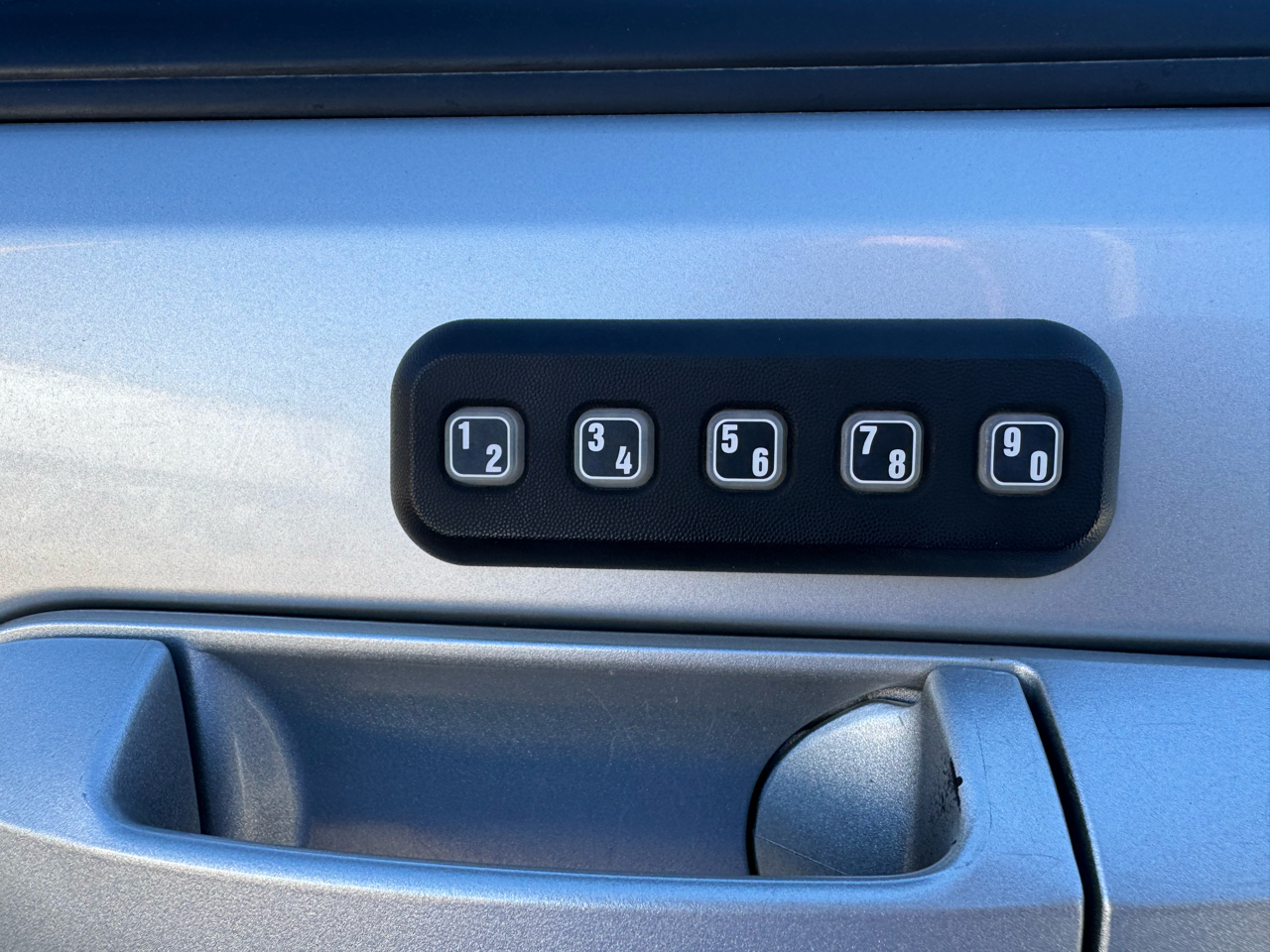 Ford Explorer 4WD 4dr XLT 2010