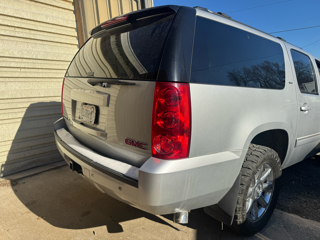 GMC Yukon XL 4WD 4dr 1500 SLT 2013