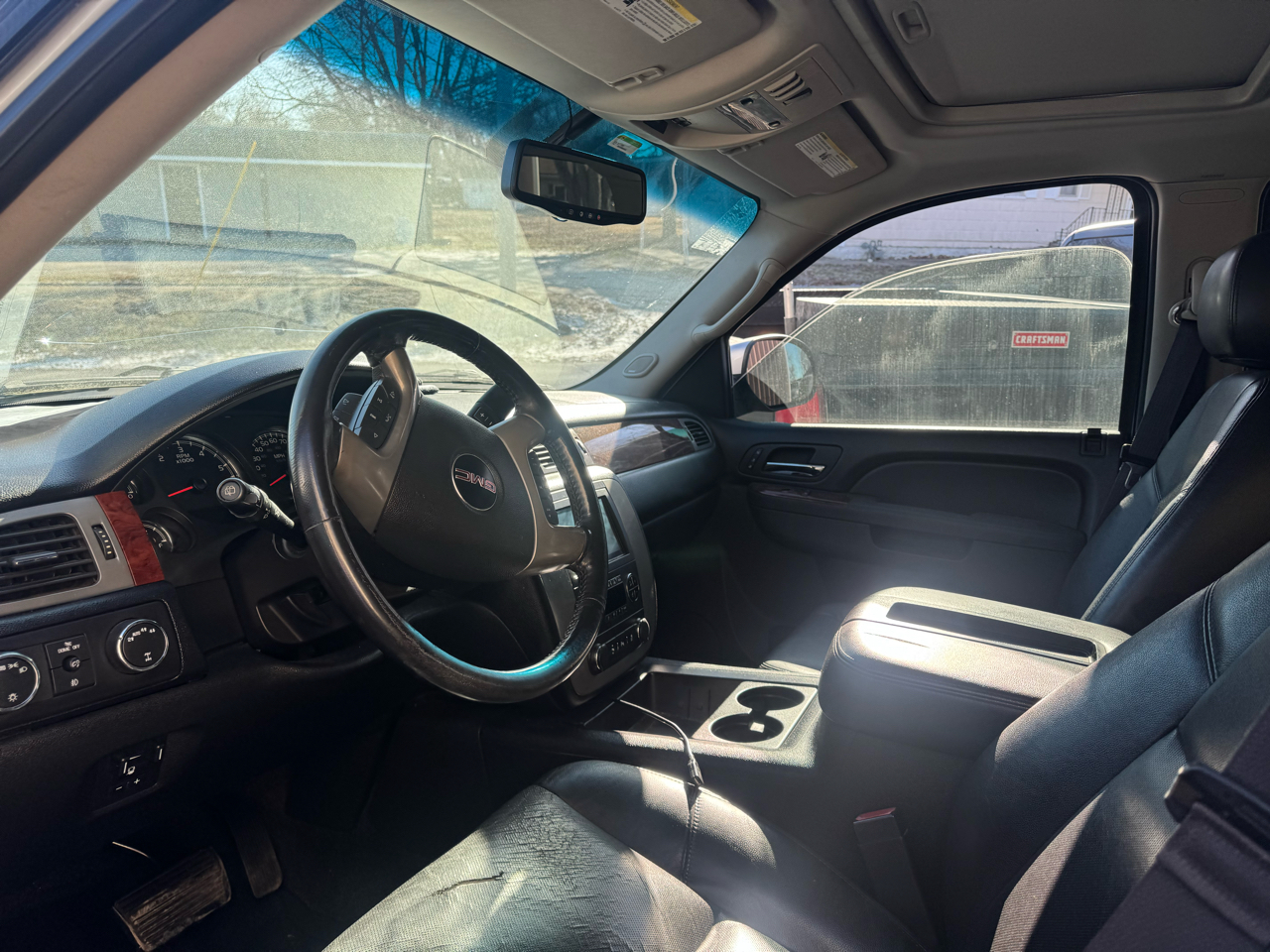 GMC Yukon XL 4WD 4dr 1500 SLT 2013