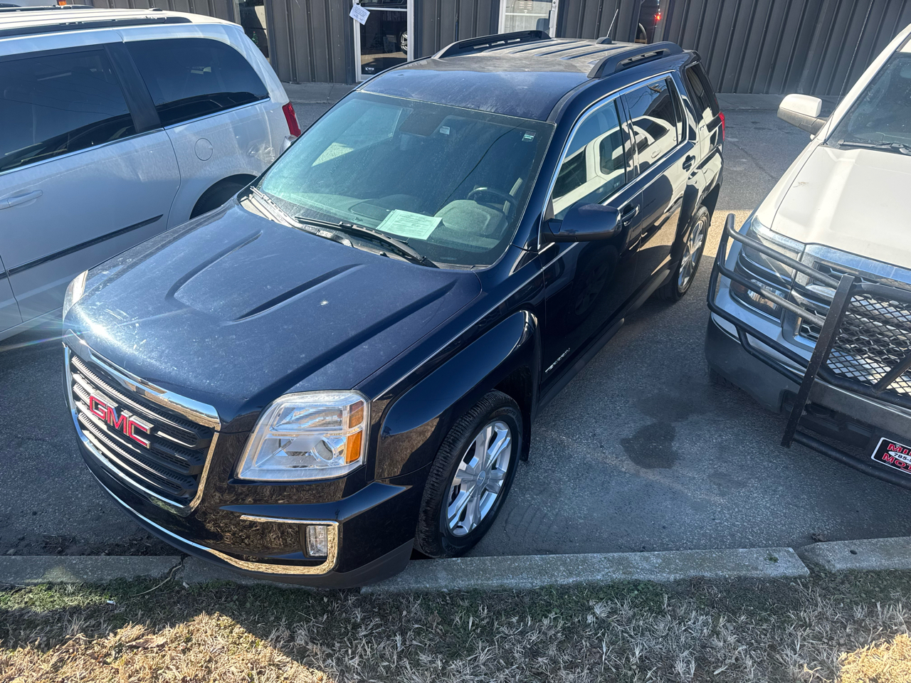 GMC Terrain SLE 4D SUV FWD 2017