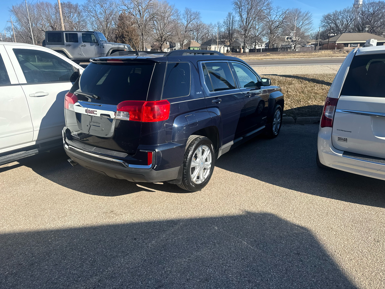 GMC Terrain SLE 4D SUV FWD 2017