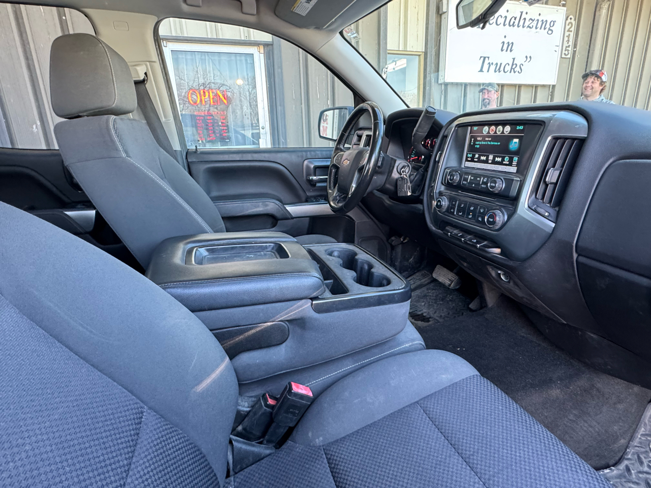 Chevrolet Silverado 1500 4WD Double Cab 143.5" LT w/1LT 2018