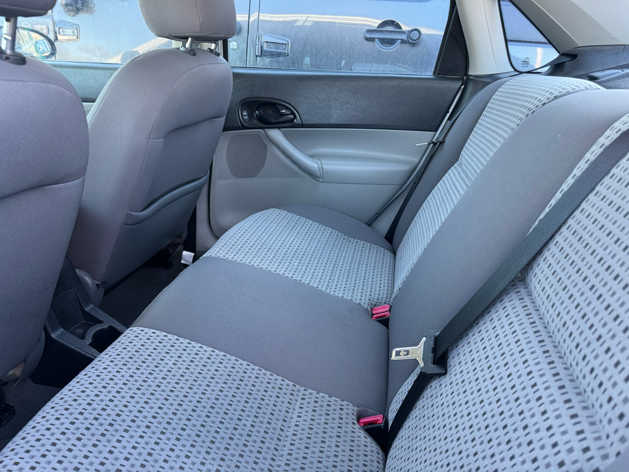 Ford Focus 4dr Sdn SES 2007