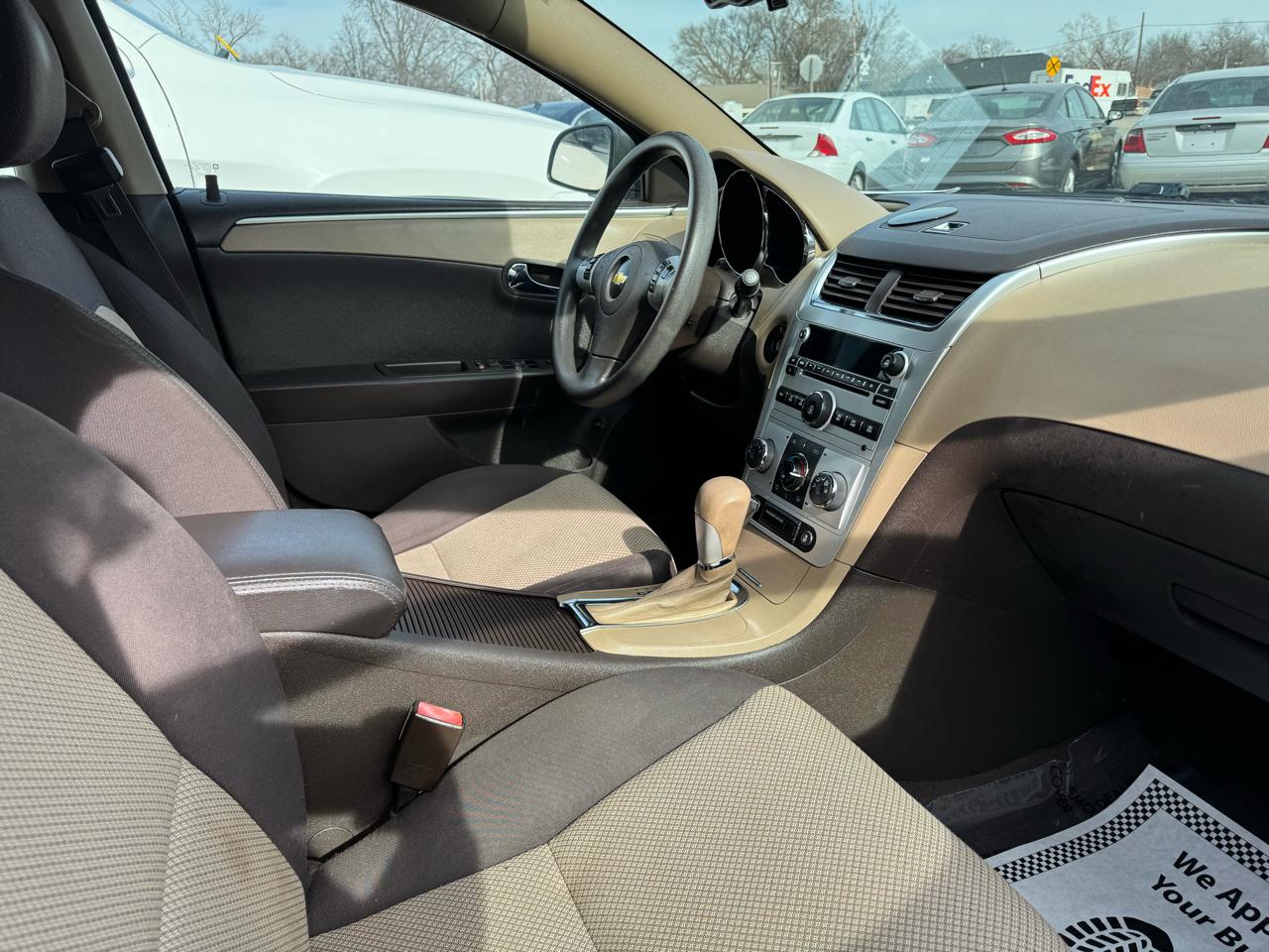 Chevrolet Malibu 4dr Sdn LS w/1LS 2012