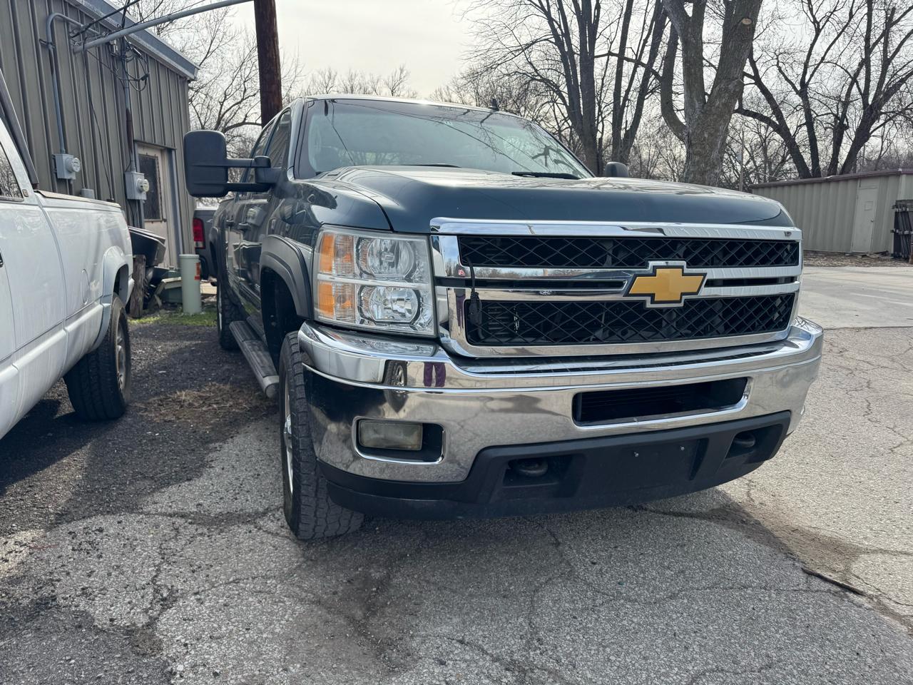 Chevrolet Silverado 2500HD 4WD Crew Cab 153.7" LT 2013