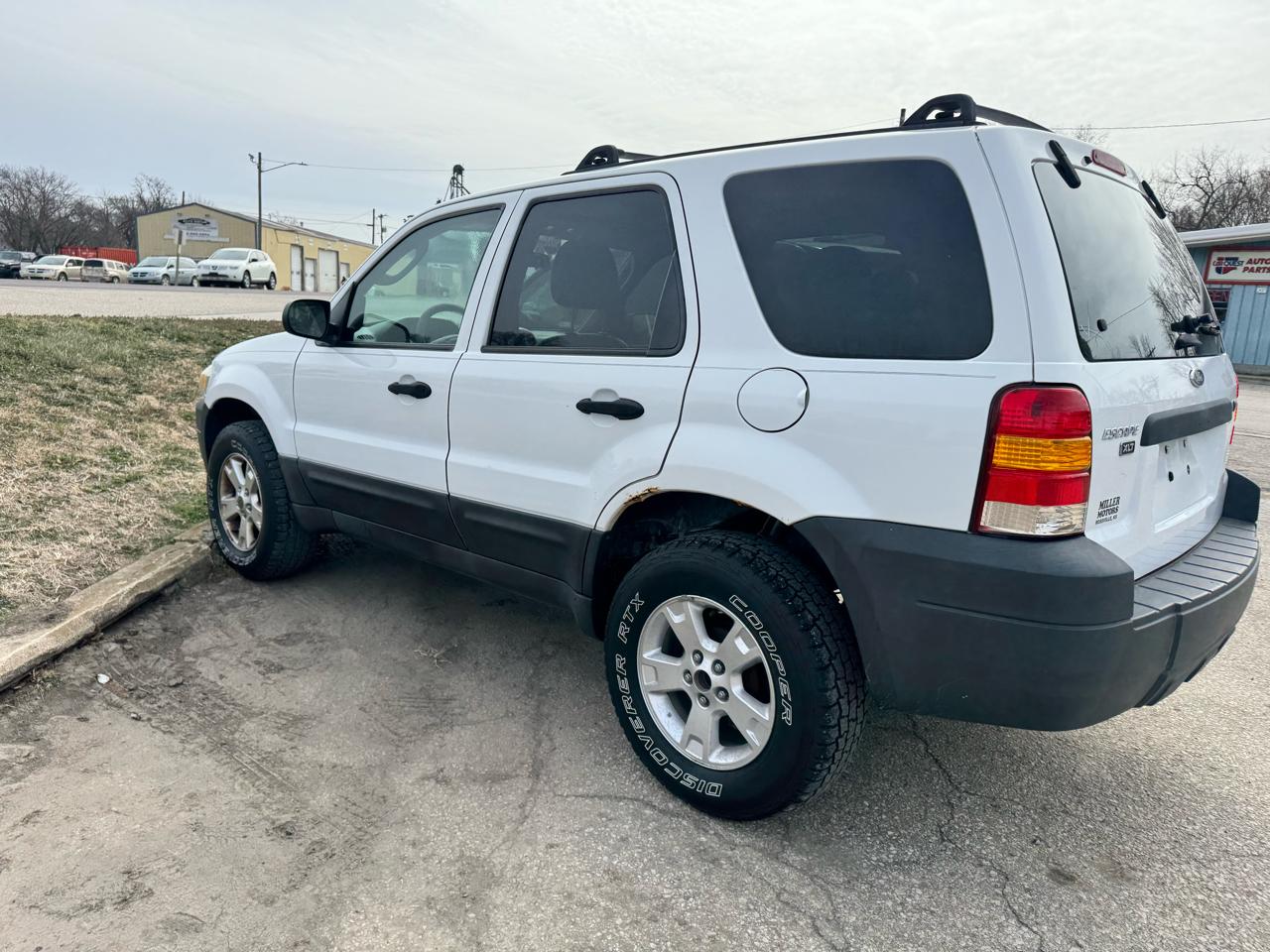Ford Escape 4dr 103" WB 3.0L XLT 2005