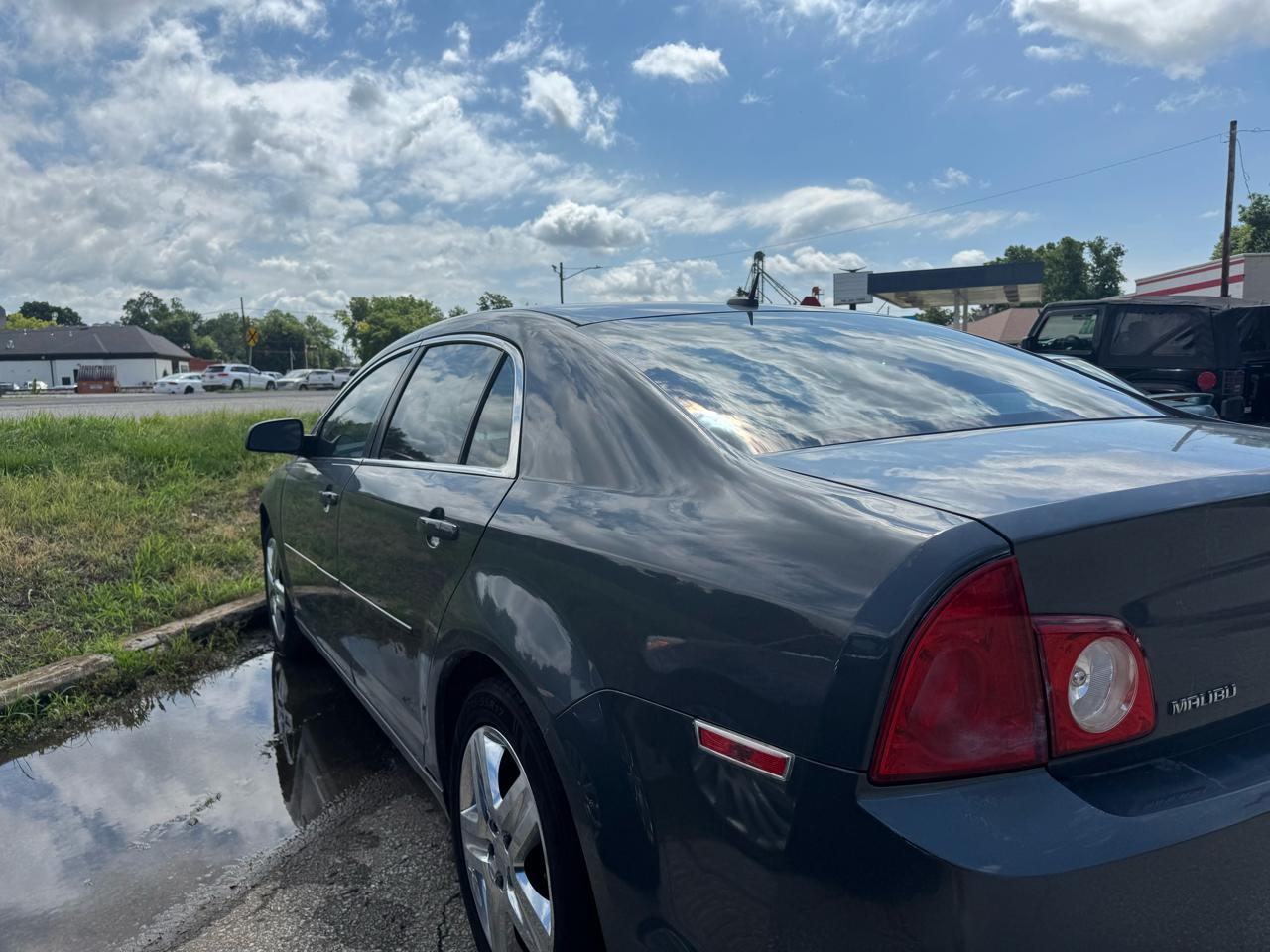Chevrolet Malibu 4dr Sdn LS 2009
