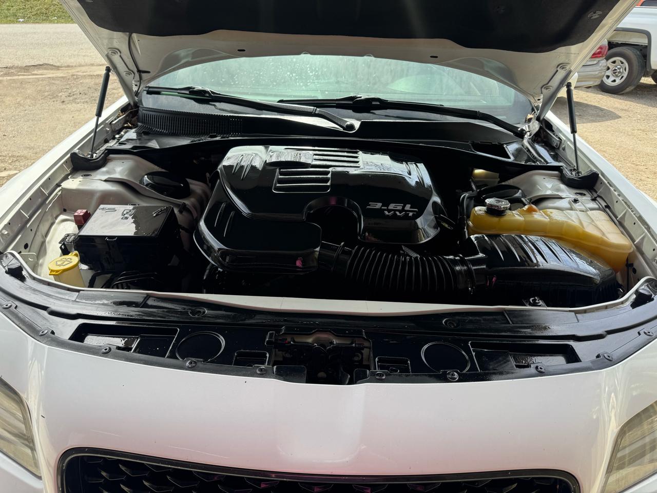 Chrysler 300 4dr Sdn 300S AWD 2015