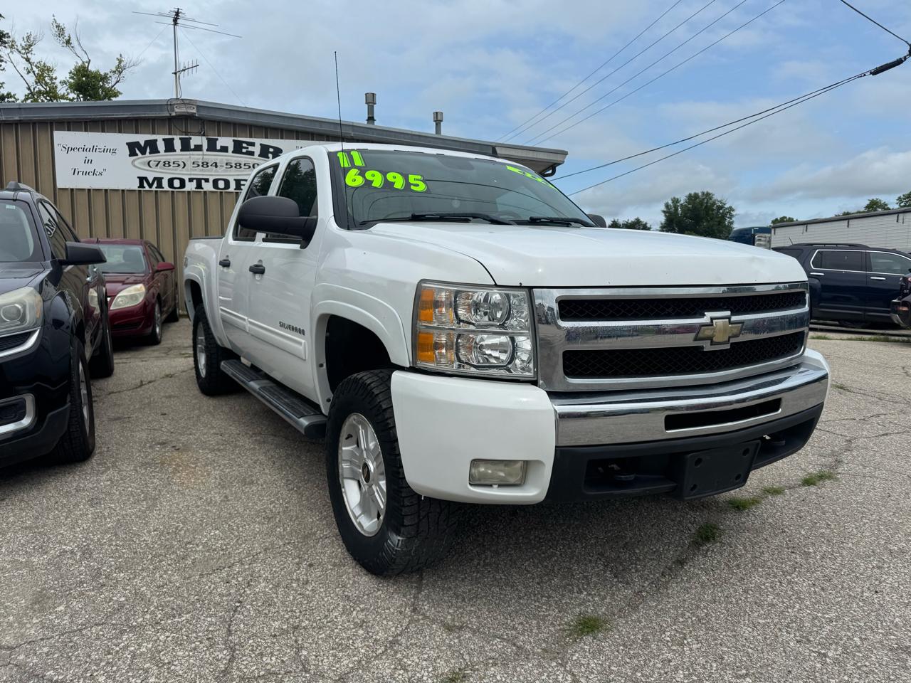 Chevrolet Silverado 1500 4WD Crew Cab 143.5" LT 2011