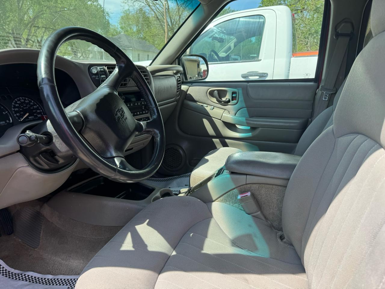 Chevrolet Blazer 4dr 4WD LS 2003