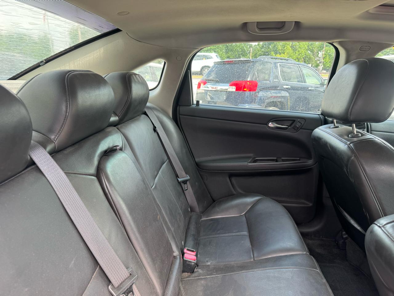 Chevrolet Impala 4dr Sdn LTZ 2009