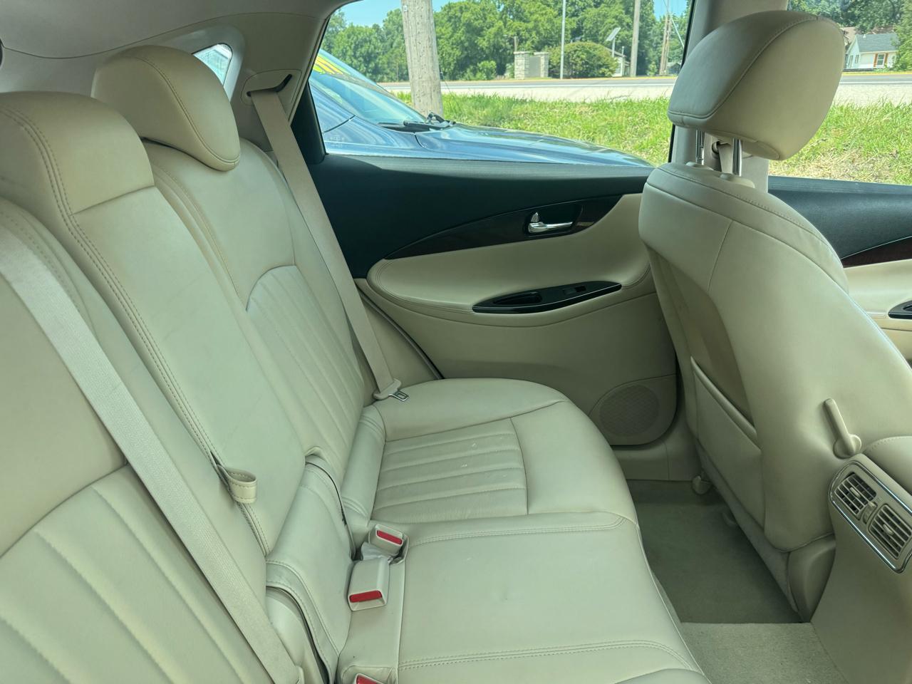 Infiniti QX50 AWD 2017