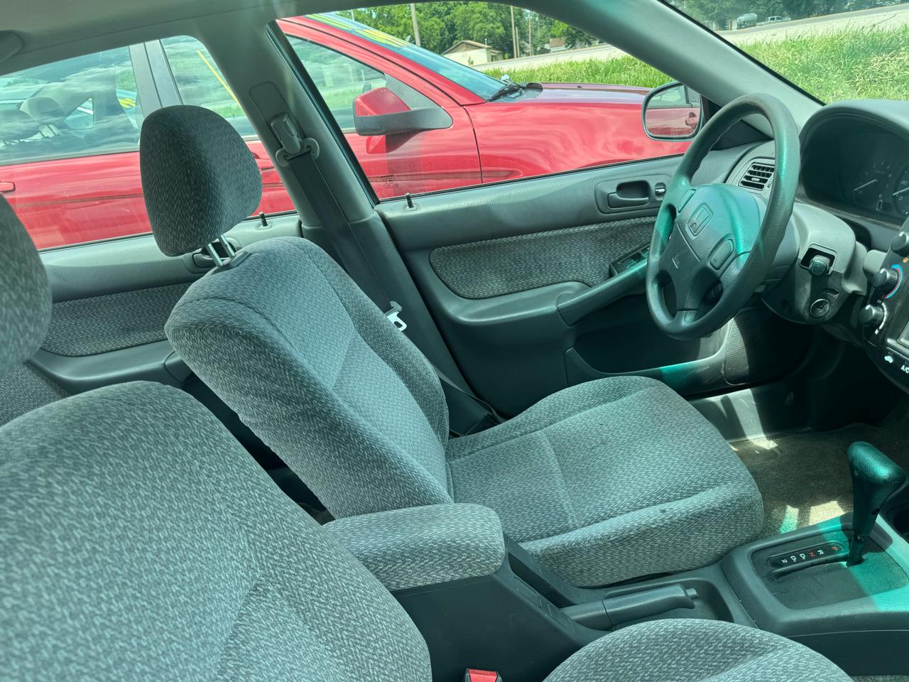 Honda Civic 4dr Sdn EX Auto 2000