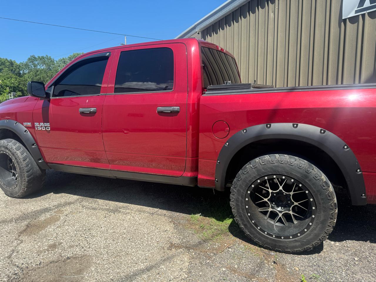 RAM 1500 4WD Crew Cab 140.5" Express 2013