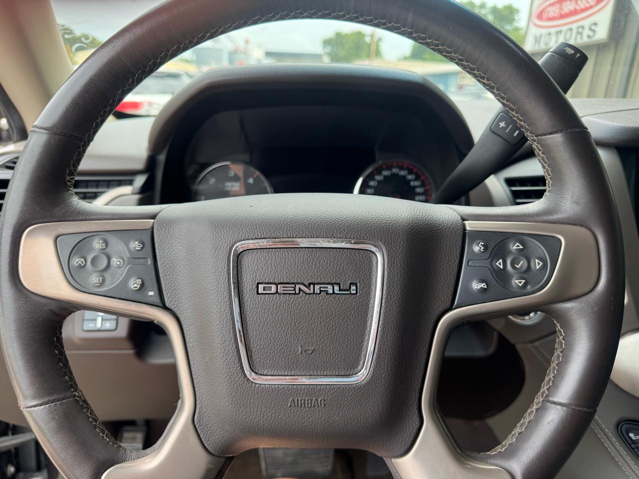 GMC Yukon 4WD 4dr Denali 2015