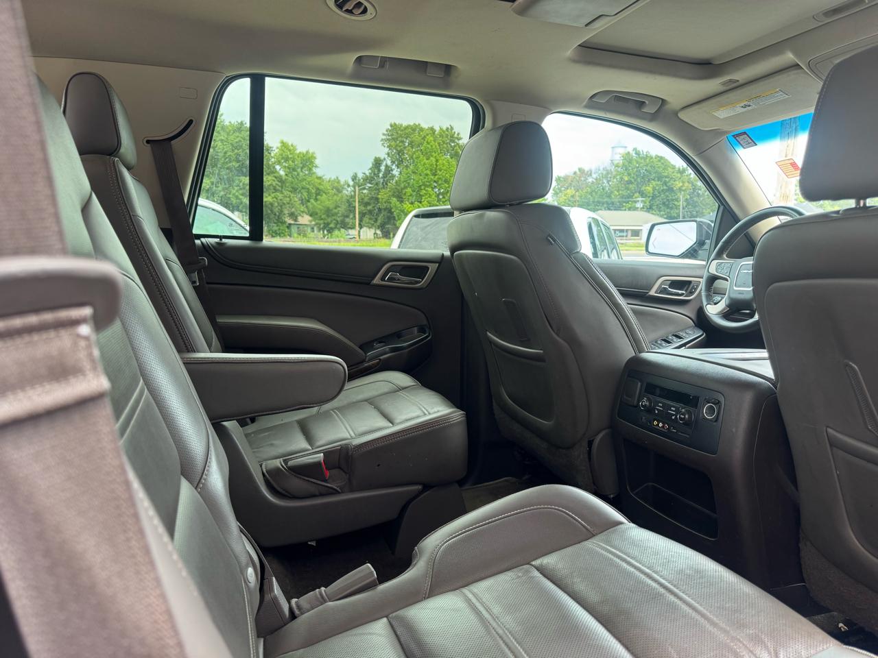GMC Yukon 4WD 4dr Denali 2015