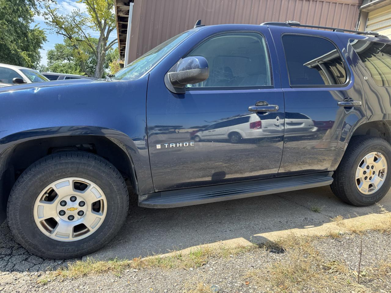 Chevrolet Tahoe 4WD 4dr 1500 LT w/1LT 2009