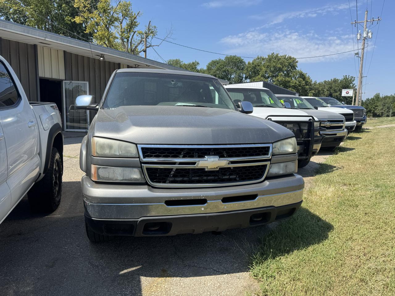 2007 Chevrolet Silverado 1500 Classic 4WD Ext Cab 143.5" LT1