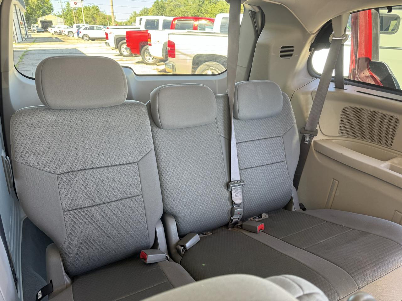 Chrysler Town & Country 4dr Wgn Touring 2010