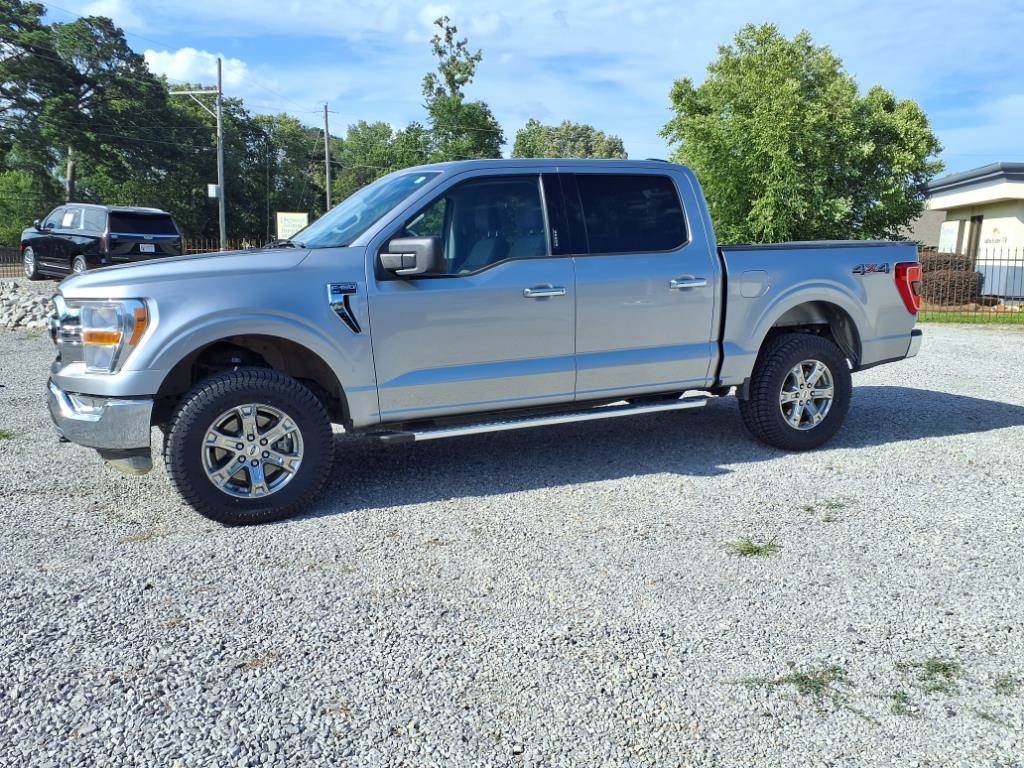 2022 Ford F-150 4x4 XLT 4dr SuperCrew 5.5 ft. SB