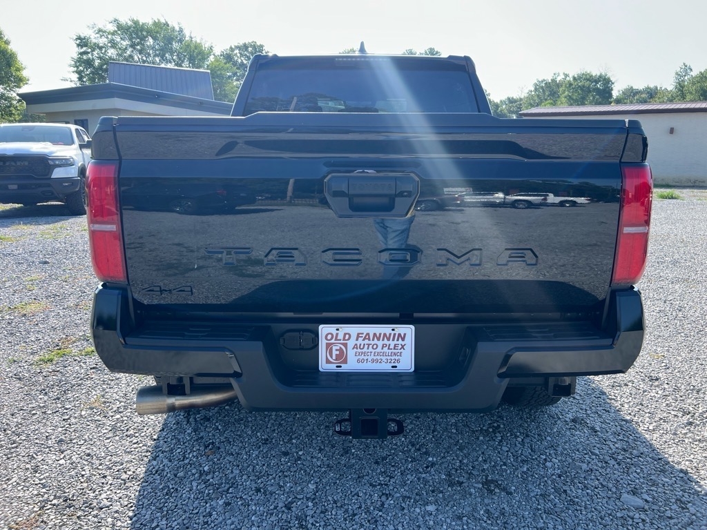 Toyota Tacoma  2024