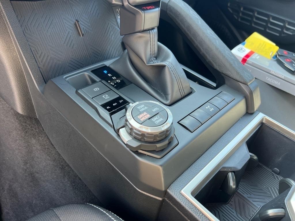 Toyota Tacoma  2024