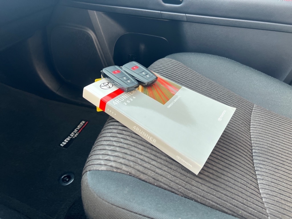 Toyota 4Runner  2024